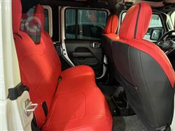 جیپ رانگلەر